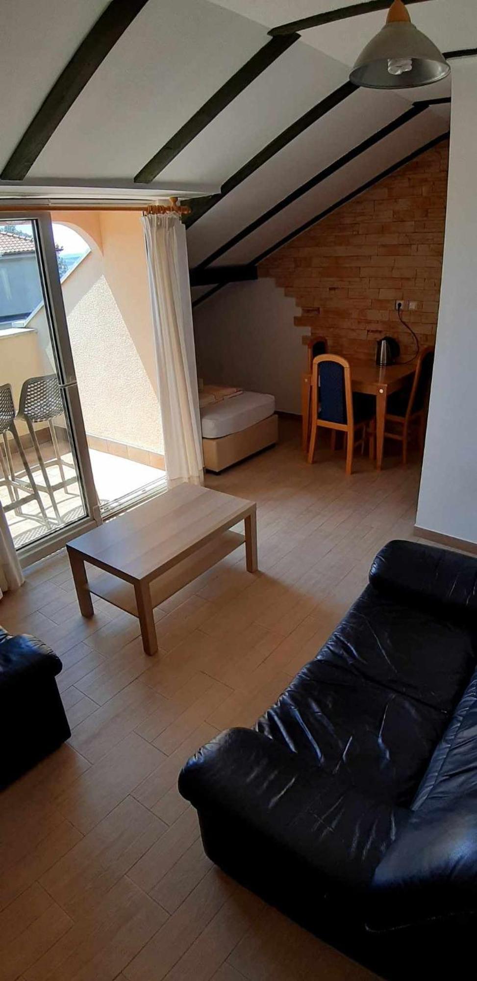 Apartments 30 M From The Beach Криквеница Екстериор снимка