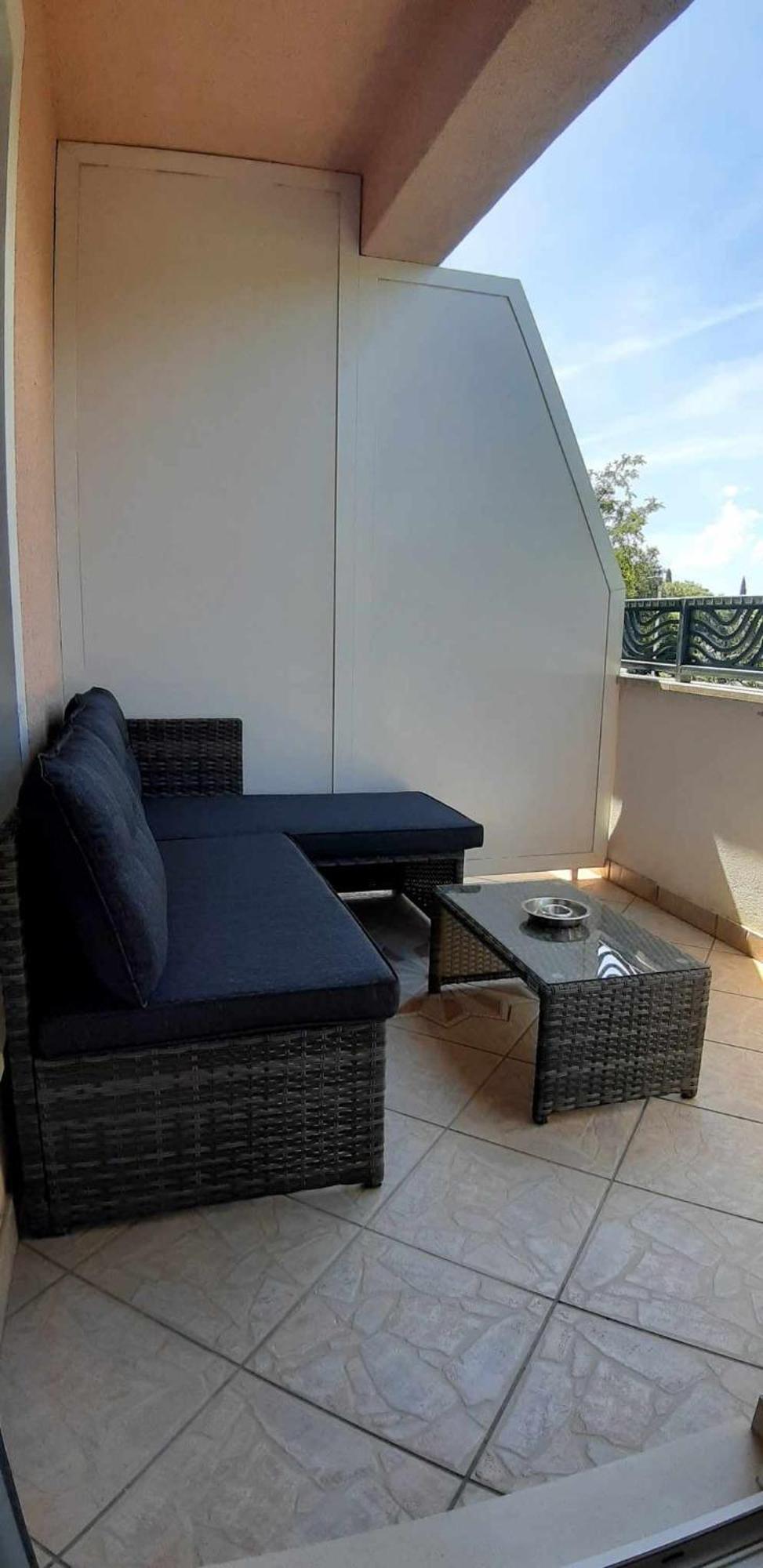 Apartments 30 M From The Beach Криквеница Екстериор снимка